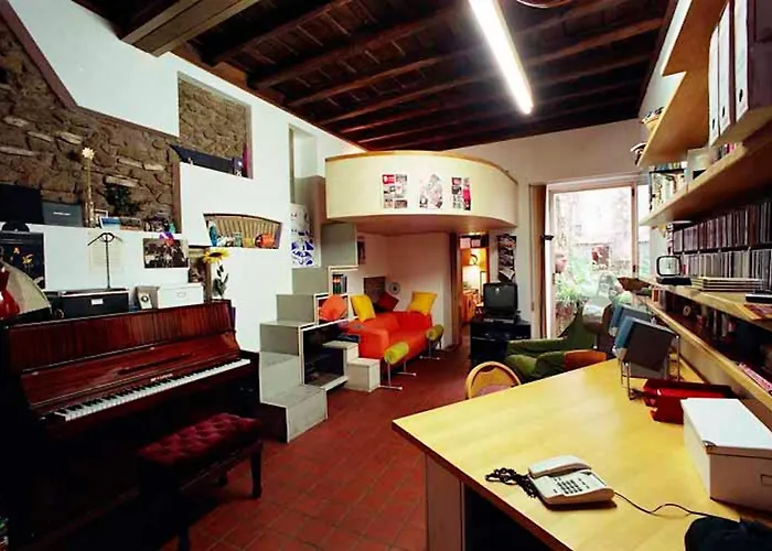 Architect Designed Trendy Flat By Colosseum