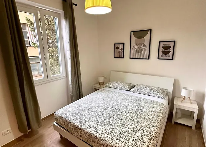 Renovated Three-Room Apartment With Balcony In Tormarancia