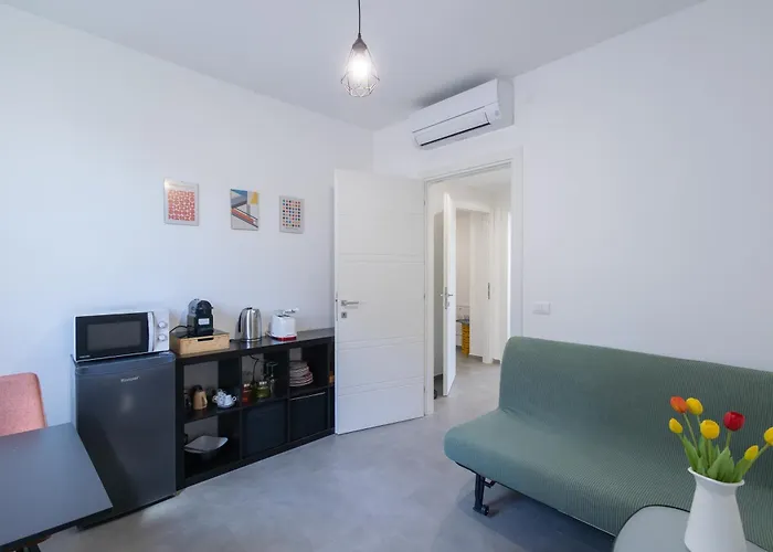 Guesthost - Cozy Apartment Pigneto Metro C