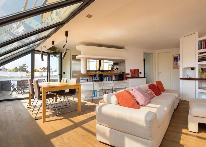 Homeby, Attico Torlonia