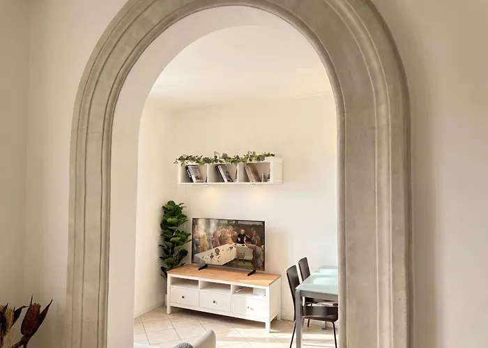 Elegant Historic Suite - Largo Argentina