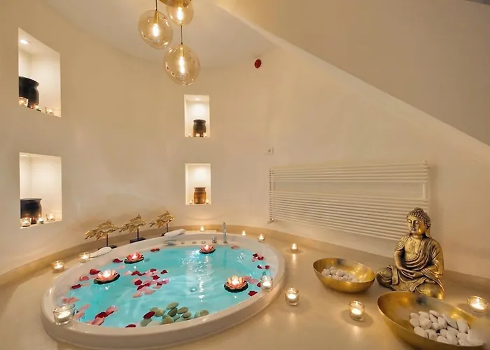 Navona Jacuzzi Boutique Suite