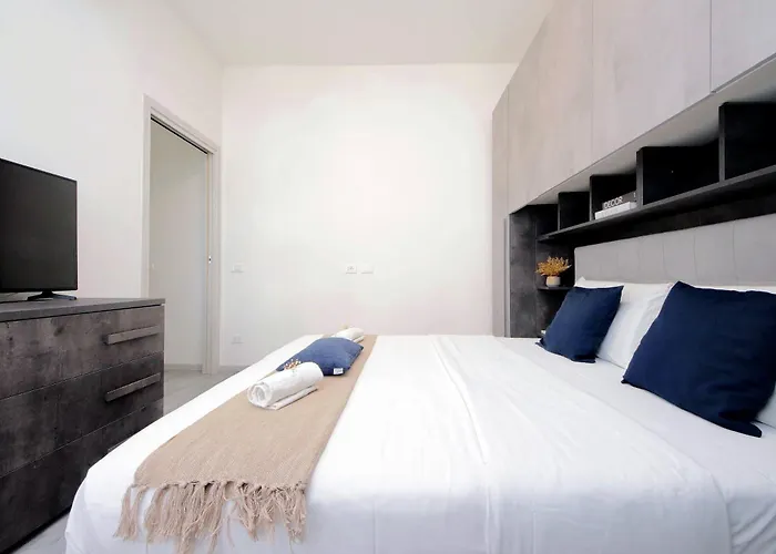 Francesco'S Flat By Domus&Dimore
