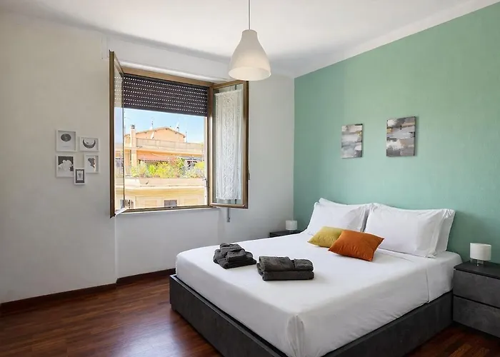 Walk To Metro A, Cozy 1Br With Lift & Ac