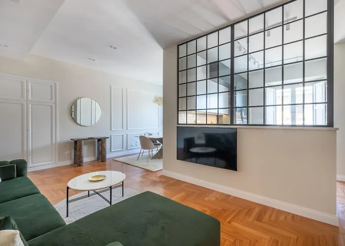 Studio 71 Penthouse - Completely Renovated