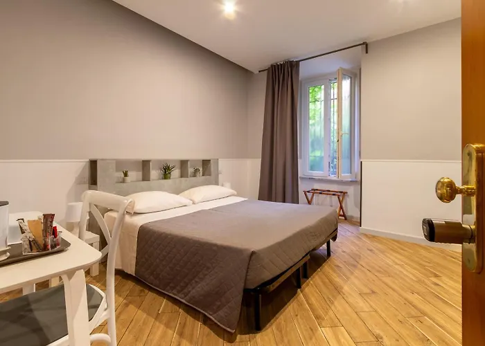 Rent Rooms Colosseum