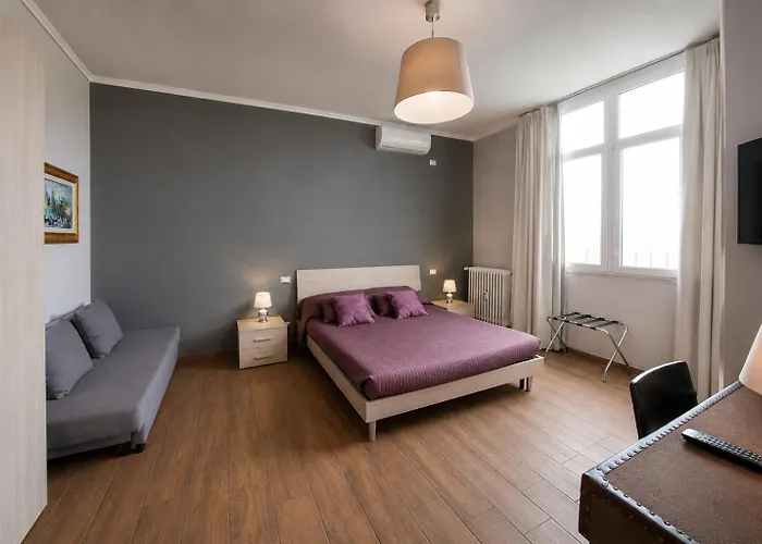 Guest House Roma Private Rooms