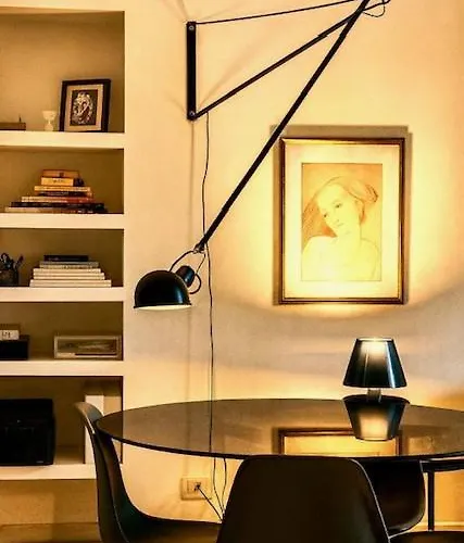 Charmingpenthouseboutiquerooms