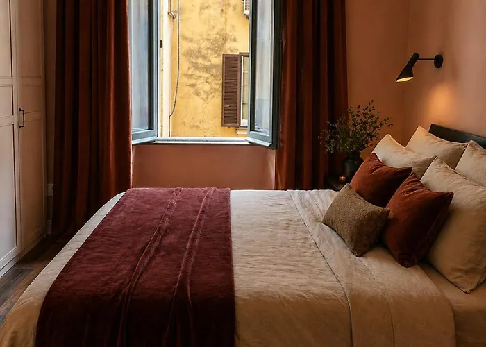 New Home In Rome Center Sleeps 8