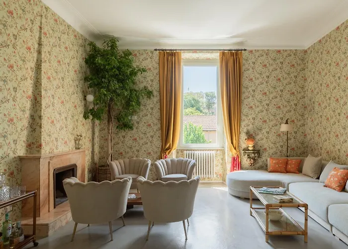 iFlat Dimora Statilia Roman Design Home