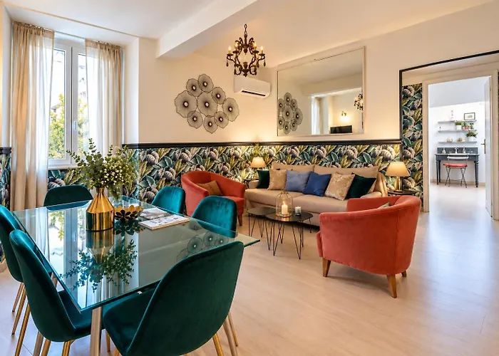 Trevi Fountain Stylish Penthouse Irex Apartment