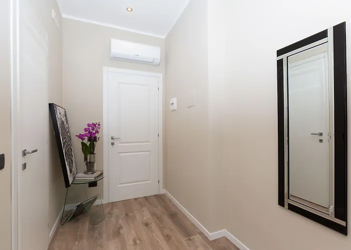 126 Gracchi Suites
