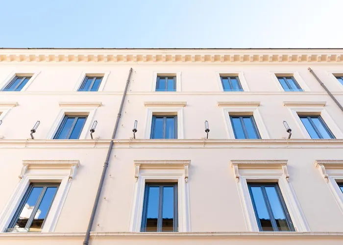 Numa Rome Via Veneto