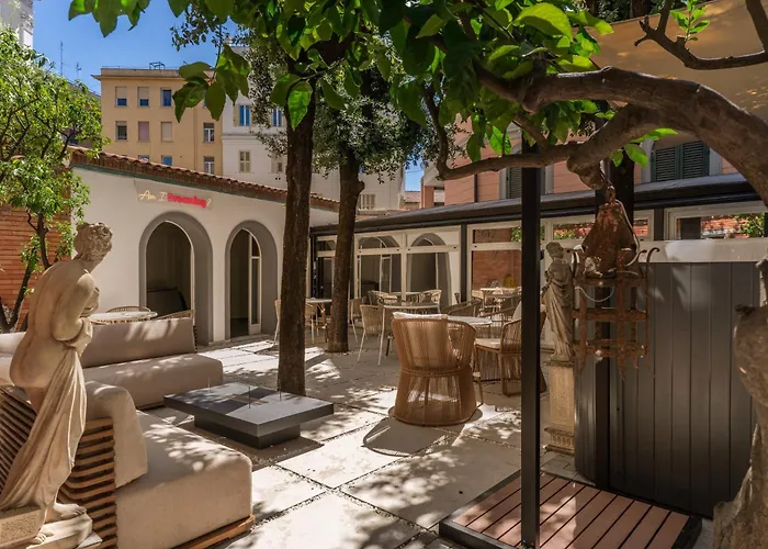 V E N E R E Villa Suites