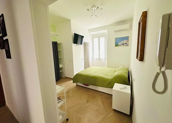 New Apartment On The Way To Metro C Colosseum
