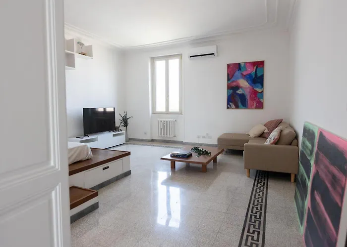 Guesthost - Modern And Bright Apartment In Rome