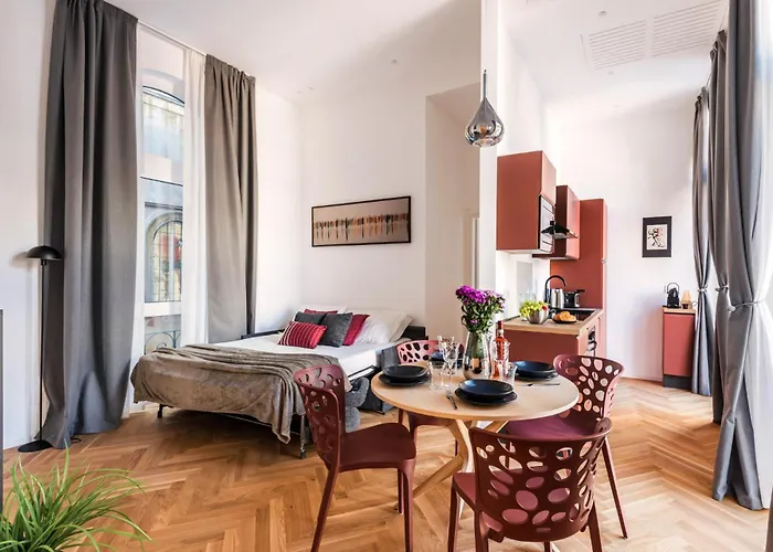 The Best Rent - Colored Three-Room Apartment In The Barberini Area