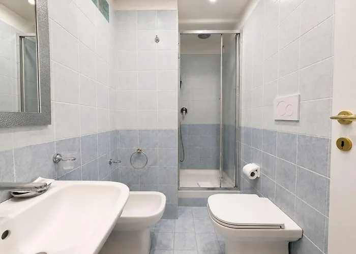 3 Min From Termini Station - 3 Bedrooms - 3 Private Bathrooms