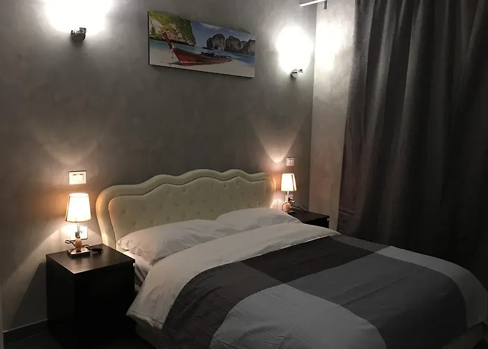 Gianni'S Guest House