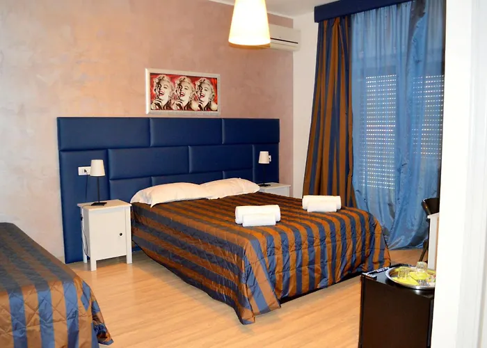 Check-Inn Rooms