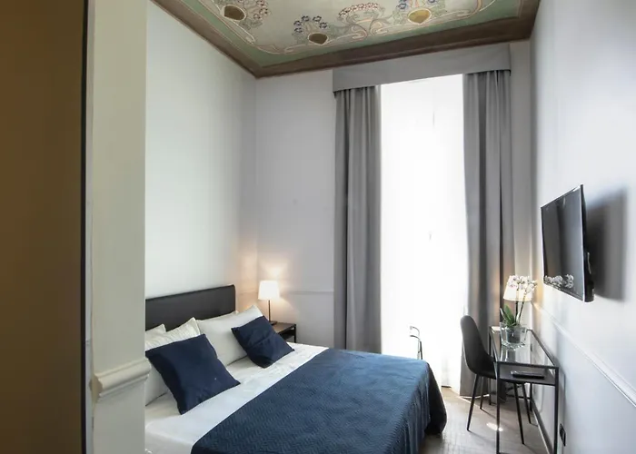 Gemini Suites Navona