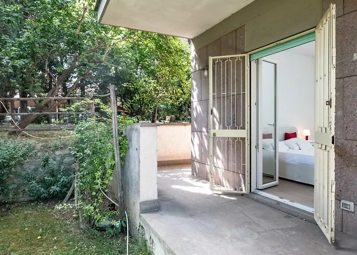Vatican Quiet Apartment With Garden & Parking