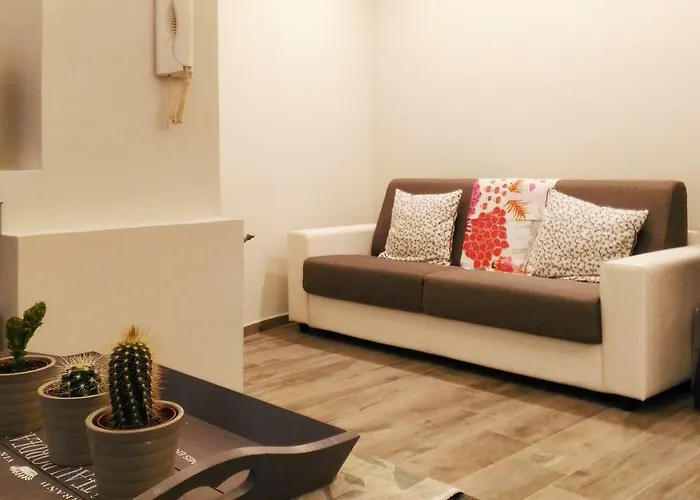 Pisetzky-Spadaro Apartments - Vegezio Roma