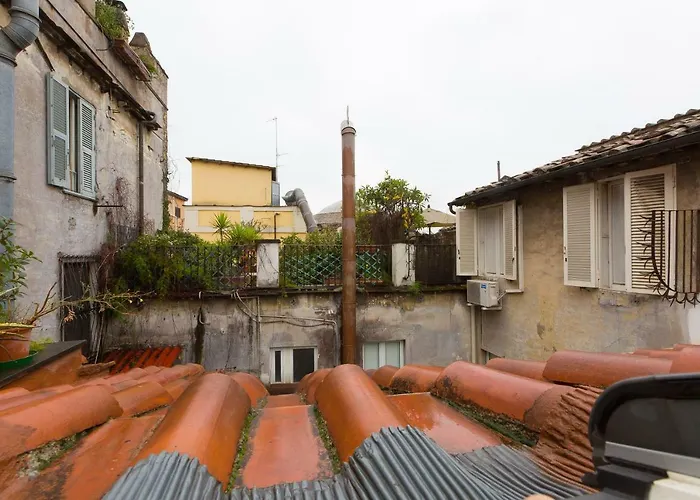 Pantheon Romantic Loft