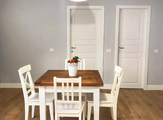 Delicious Home Close To The Station