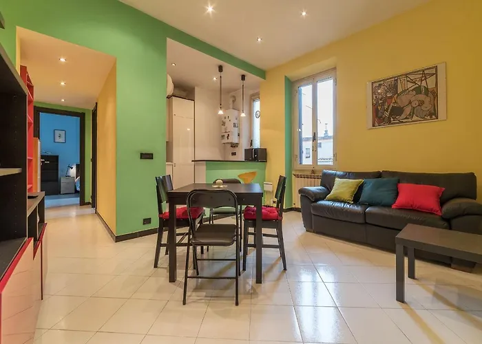 Guesthost - Pigneto Colourful Apartment
