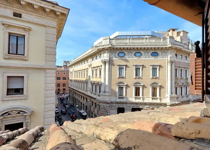 Rent In Rome Trevi Fountain Suite