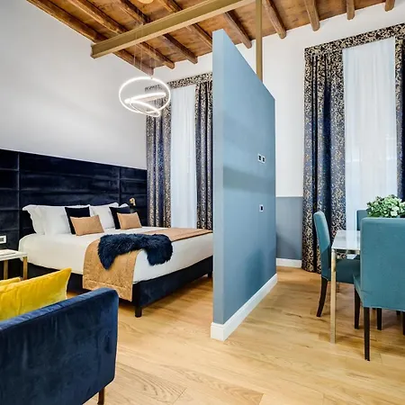 Glamour Studio - Spanish Steps