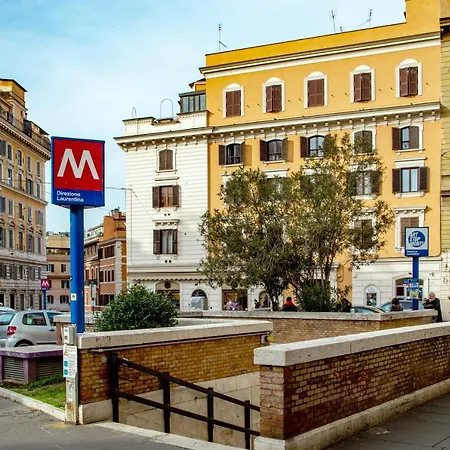 Secret Garden - Amazing Loft In The Imperial Rome Apartment
