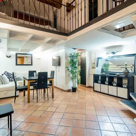 Appartamento Via Dei Cestari Loft