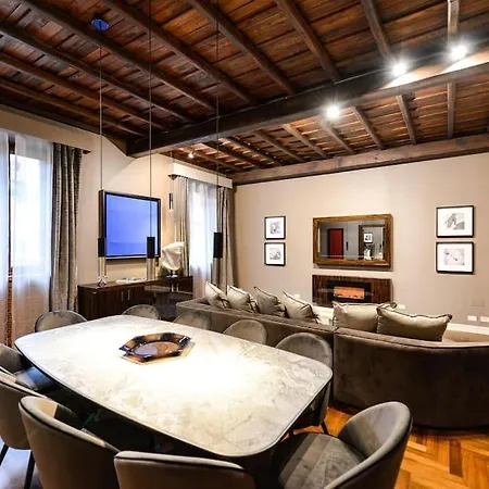The Frattina - Luxury Serviced Apartment
