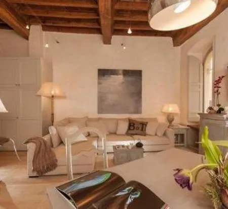Sophisticated Apt Near Navona Square