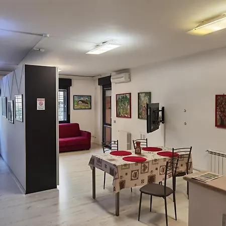 Ballarin Studio Apartment For Business Travels And Holidays