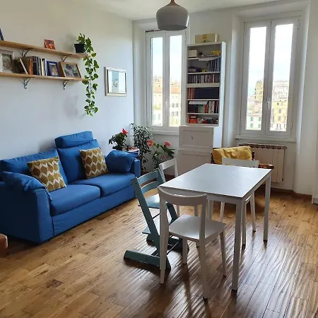 Ferienwohnung Luminoso Attico Con Terrazza