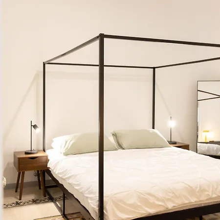 Domus Claudinae Apartment