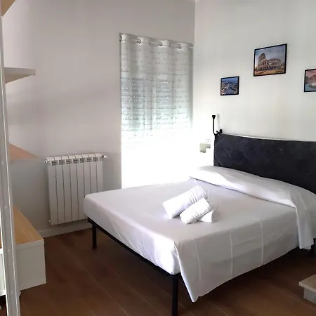 Ferienwohnung Rebibbia Guest Art Metro B