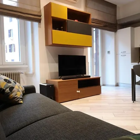 The Train Retreat Apartment