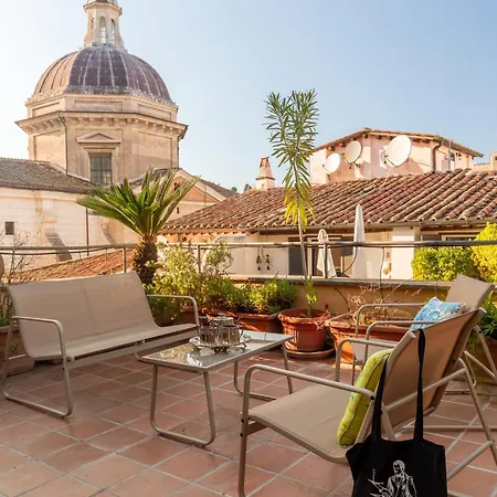 Casa Maestro, A Burghesius Home