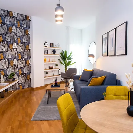 Fashionable Apartment Near Piazza Navona