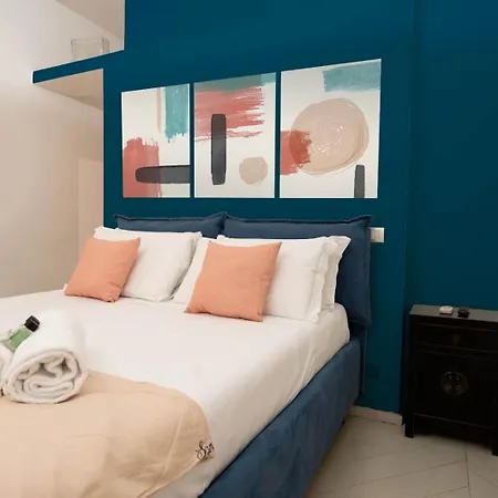 Pantheon Luxury Apartment