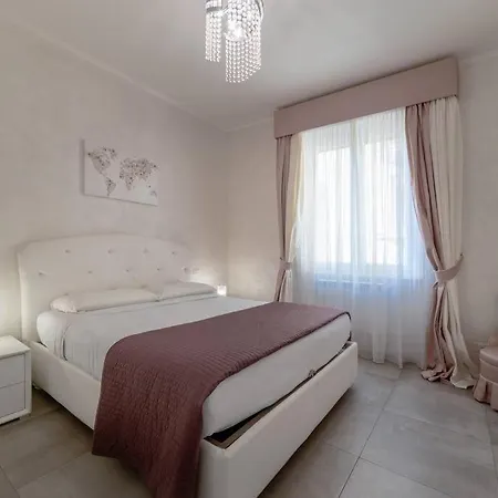 35 Gozzadini Apartment