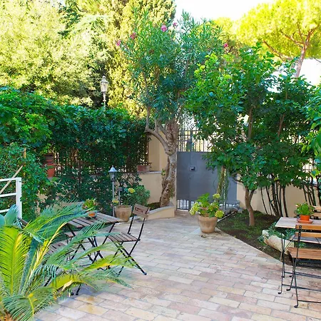 B&B Domus Aurea