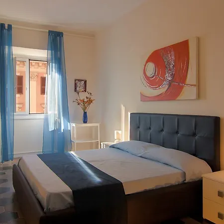 Romac Principe Amedeo Near Termini Apartment