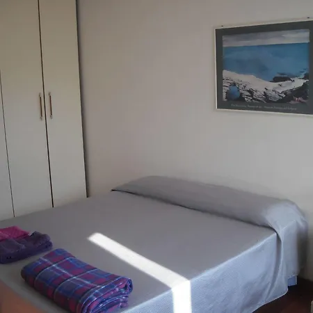 T&V House Bed & Breakfast