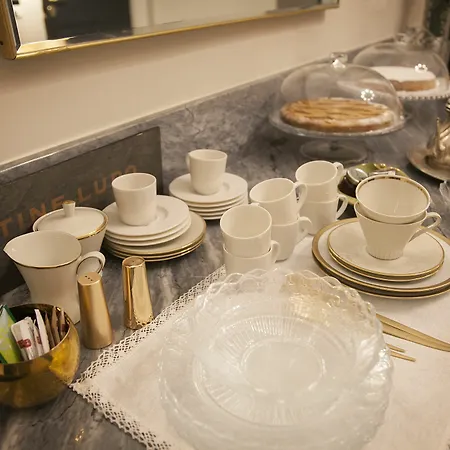 Hotel Santa Monica Townhouse