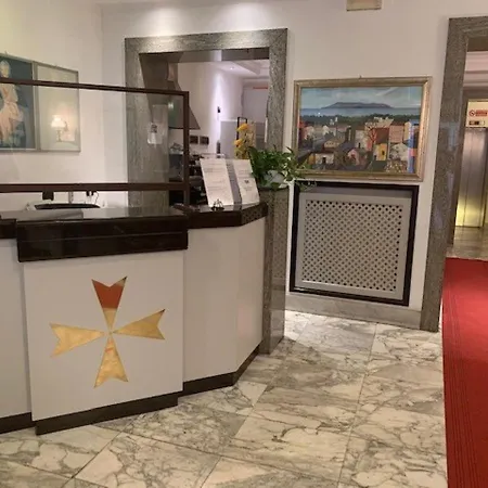 Hotel Croce Di Malta